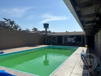 Casa, 4 quartos, 144 m² - Foto 1