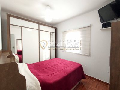 Casa, 5 quartos, 225 m² - Foto 2