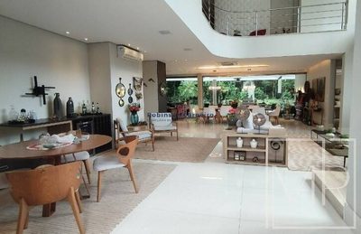 Casa, 8 quartos, 642 m² - Foto 4