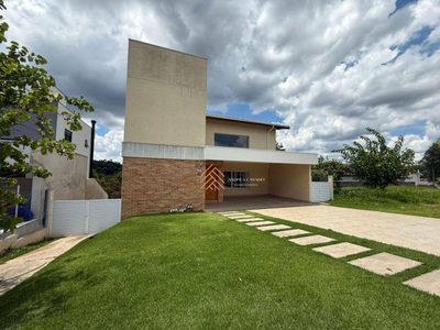 Casa, 6 quartos, 420 m² - Foto 1