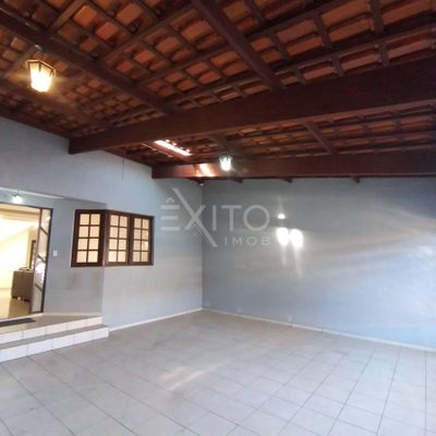 Casa, 3 quartos, 248 m² - Foto 3