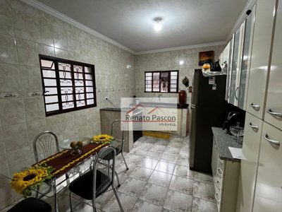 Sobrado, 3 quartos, 180 m² - Foto 2