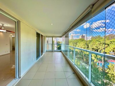 Apartamento, 3 quartos, 189 m² - Foto 2