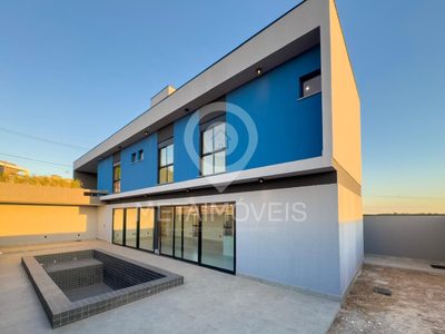 Casa, 3 quartos, 236 m² - Foto 2