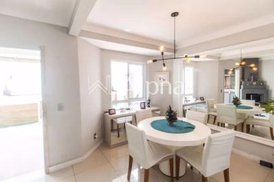 Casa, 4 quartos, 180 m² - Foto 1