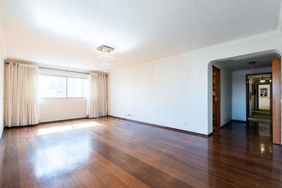Apartamento, 3 quartos, 214 m² - Foto 1