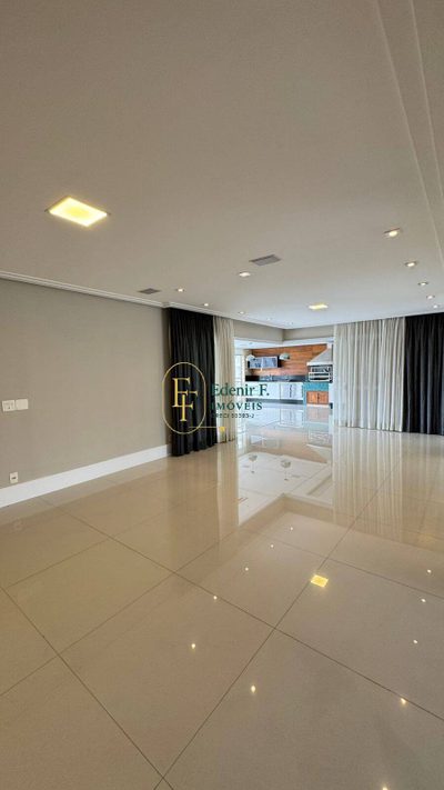 Apartamento, 4 quartos, 242 m² - Foto 5