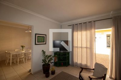 Casa, 5 quartos, 110 m² - Foto 3