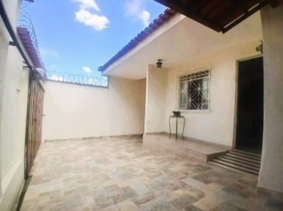 Casa, 3 quartos, 174 m² - Foto 2