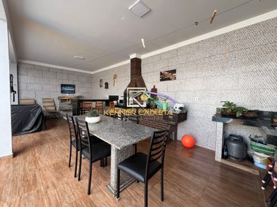 Casa, 3 quartos, 199 m² - Foto 4