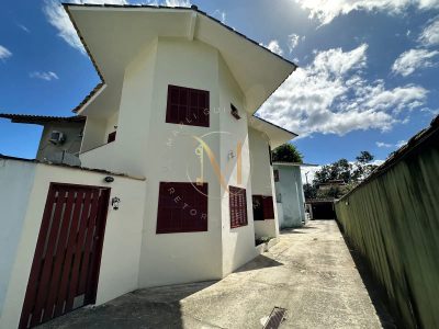 Casa, 3 quartos, 70 m² - Foto 1