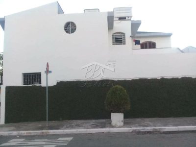 Sobrado, 2 quartos, 241 m² - Foto 2