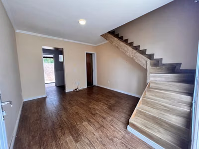 Casa, 2 quartos, 48 m² - Foto 1