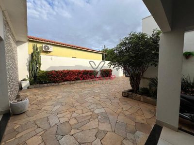 Casa, 3 quartos, 185 m² - Foto 3