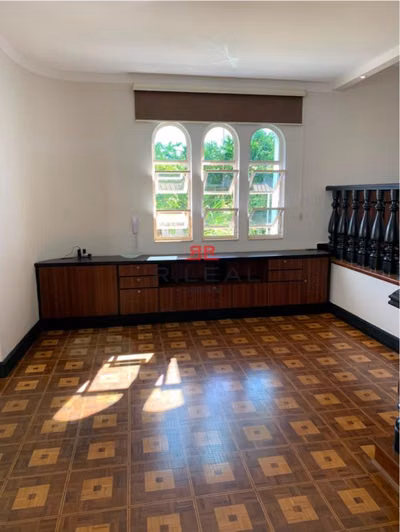 Casa, 4 quartos, 323 m² - Foto 1