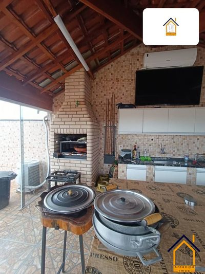 Casa, 3 quartos, 168 m² - Foto 1