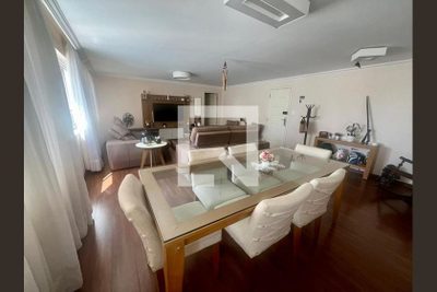 Cobertura, 3 quartos, 209 m² - Foto 2
