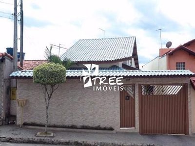 Casa, 5 quartos, 200 m² - Foto 1