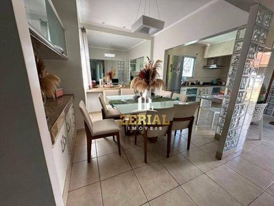 Casa, 3 quartos, 201 m² - Foto 4