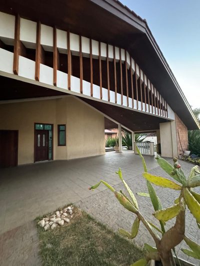 Prédio Inteiro - Foto 1