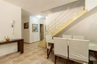 Sobrado, 3 quartos, 168 m² - Foto 1