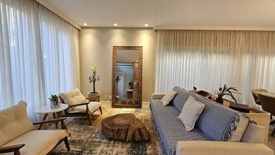 Casa, 3 quartos, 215 m² - Foto 1
