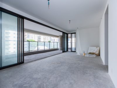 Apartamento, 3 quartos, 210 m² - Foto 1