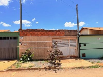 Casa, 2 quartos, 180 m² - Foto 1