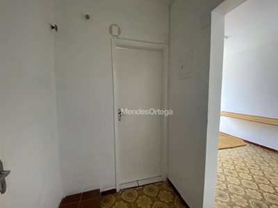 Apartamento, 1 quarto, 30 m² - Foto 2