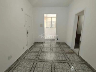 Apartamento, 1 quarto, 38 m² - Foto 5