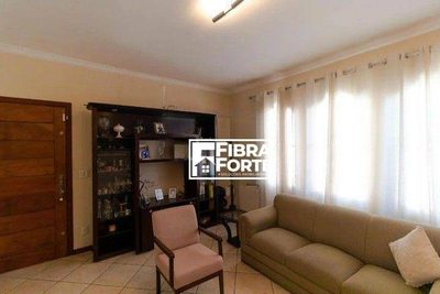 Casa, 4 quartos, 258 m² - Foto 3