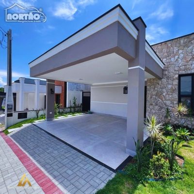 Casa, 4 quartos, 250 m² - Foto 1