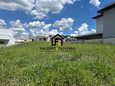 Loteamento e Condomínio, 306 m² - Foto 1