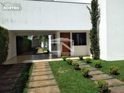 Casa, 4 quartos, 208 m² - Foto 2