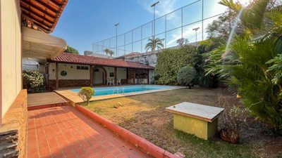Casa, 5 quartos, 1063 m² - Foto 1
