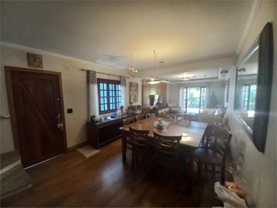 Casa, 5 quartos, 141 m² - Foto 4