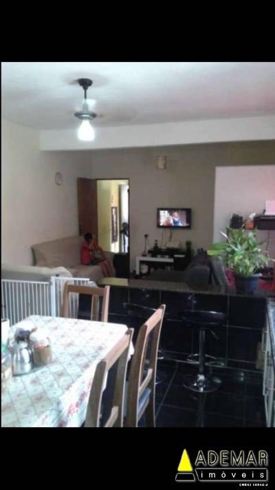 Casa, 5 quartos, 38 m² - Foto 1