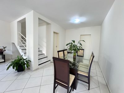 Casa, 3 quartos, 166 m² - Foto 2