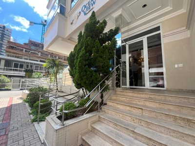 Apartamento, 3 quartos, 132 m² - Foto 2