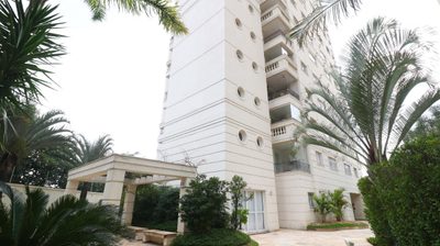 Apartamento, 3 quartos, 146 m² - Foto 2