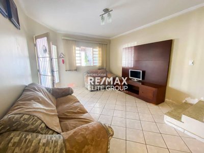 Sobrado, 4 quartos, 141 m² - Foto 1
