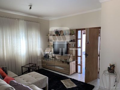 Casa, 3 quartos, 216 m² - Foto 2