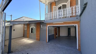 Casa, 3 quartos, 210 m² - Foto 1