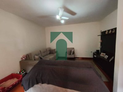 Casa, 5 quartos, 276 m² - Foto 2