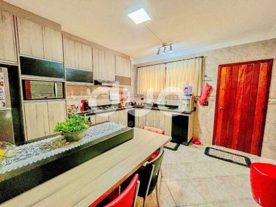 Casa, 3 quartos, 187 m² - Foto 4
