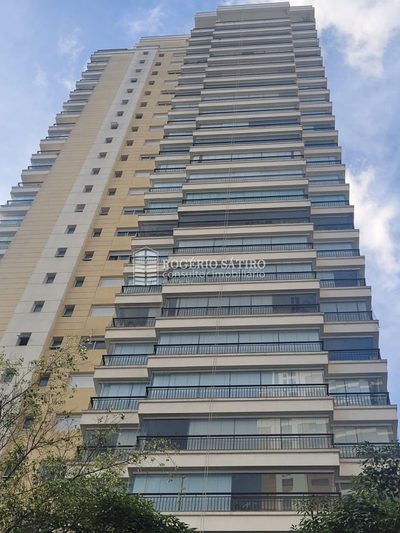 Apartamento, 3 quartos, 216 m² - Foto 1