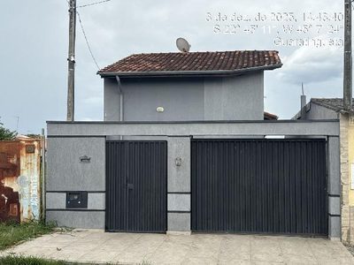 Casa, 3 quartos, 227 m² - Foto 1