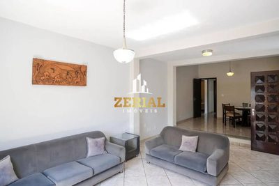 Sobrado, 3 quartos, 236 m² - Foto 1