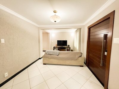 Casa, 3 quartos, 200 m² - Foto 4
