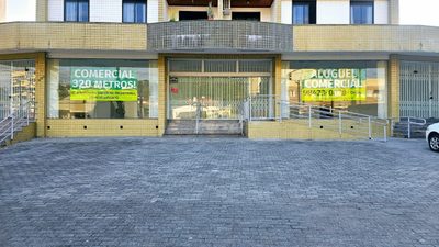 Sala-Conjunto, 300 m² - Foto 1